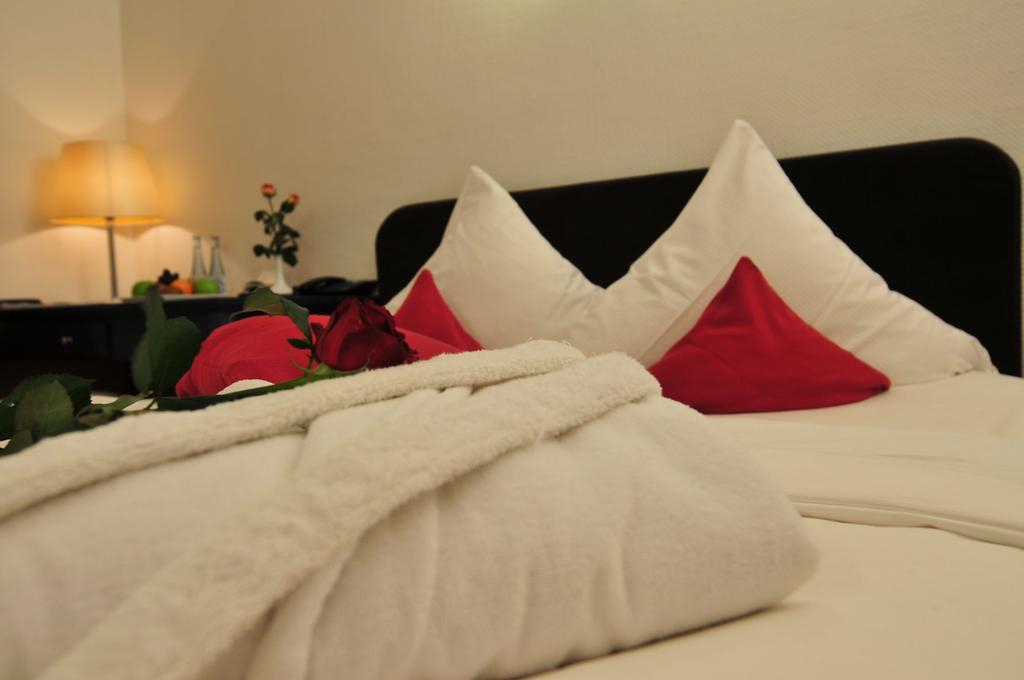 Cerano City Hotel Koeln Am Dom Exterior photo
